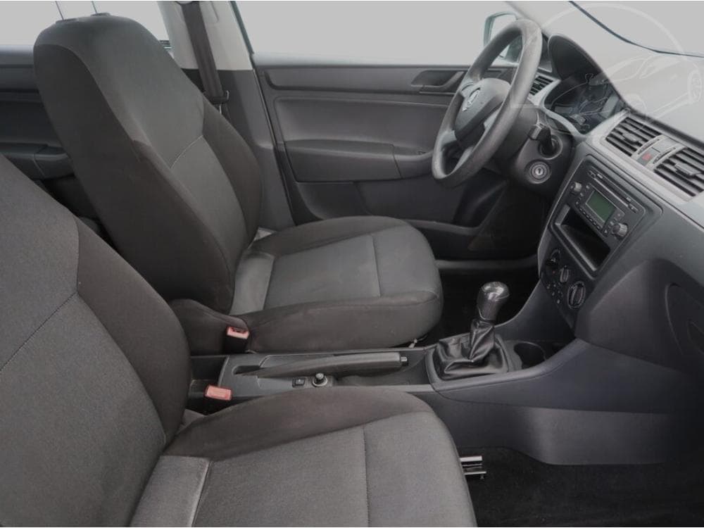 2013 Škoda RAPID - 17