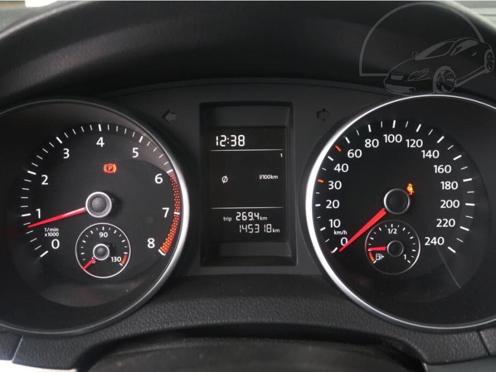 2011 Volkswagen GOLF - 17