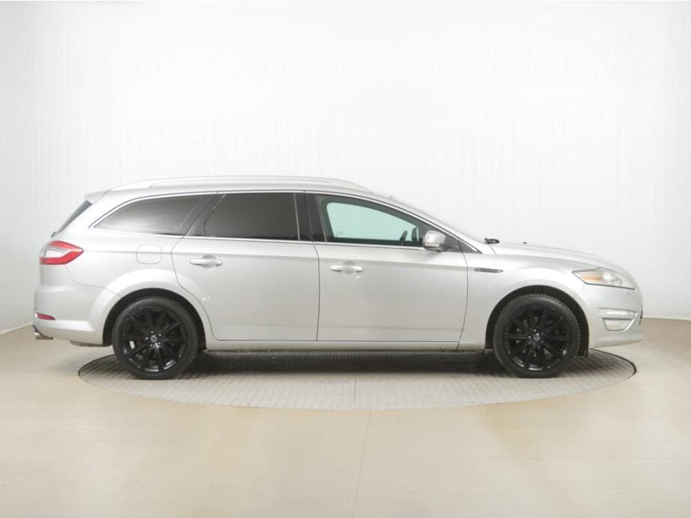 2011 Ford MONDEO - 6