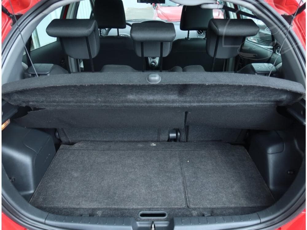 2007 Toyota YARIS - 13