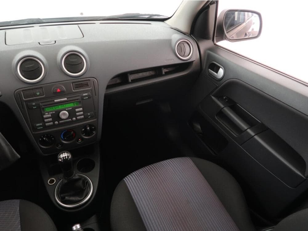 2010 Ford FUSION - 22