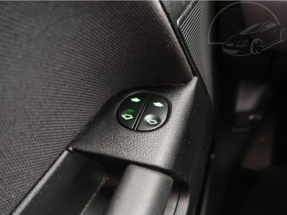 2010 Ford FUSION - 40
