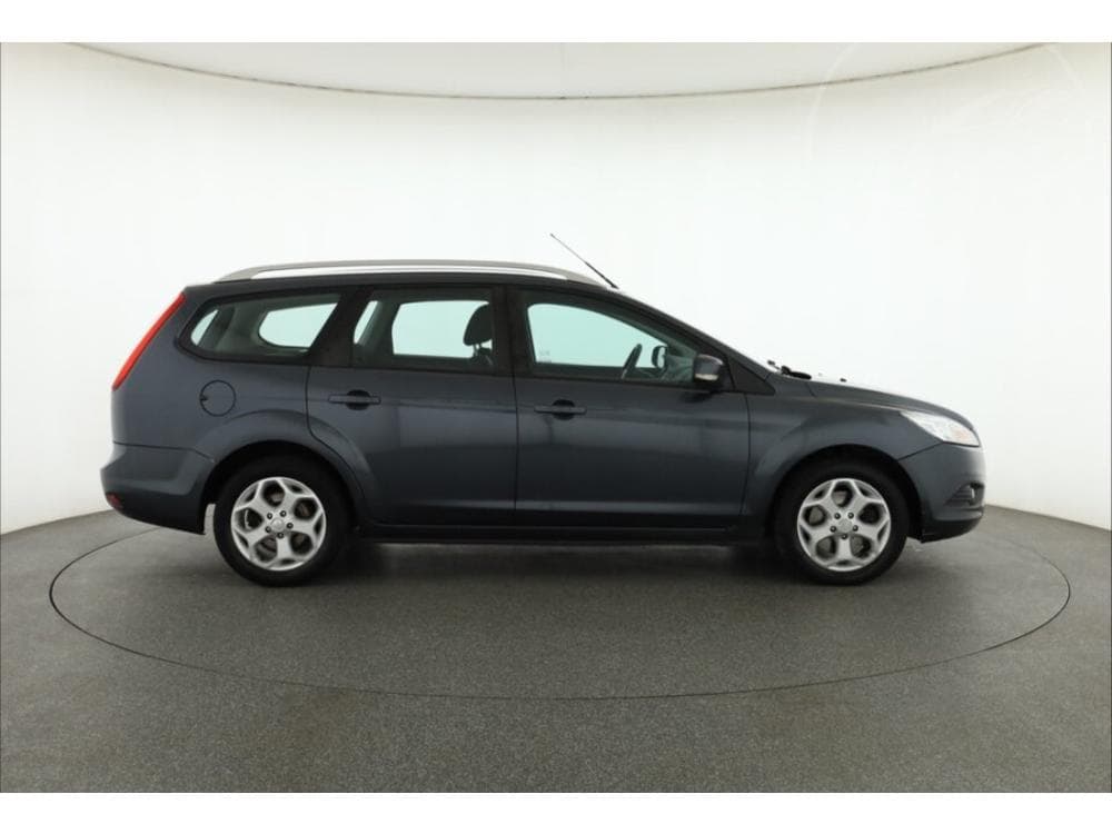 2008 Ford FOCUS - 6