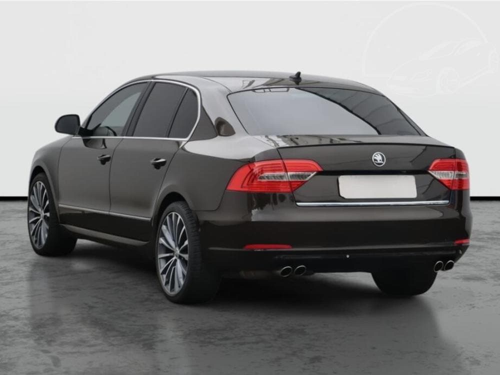 2013 Škoda SUPERB - 4