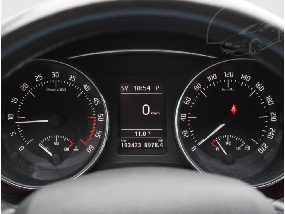 2013 Škoda SUPERB - 11