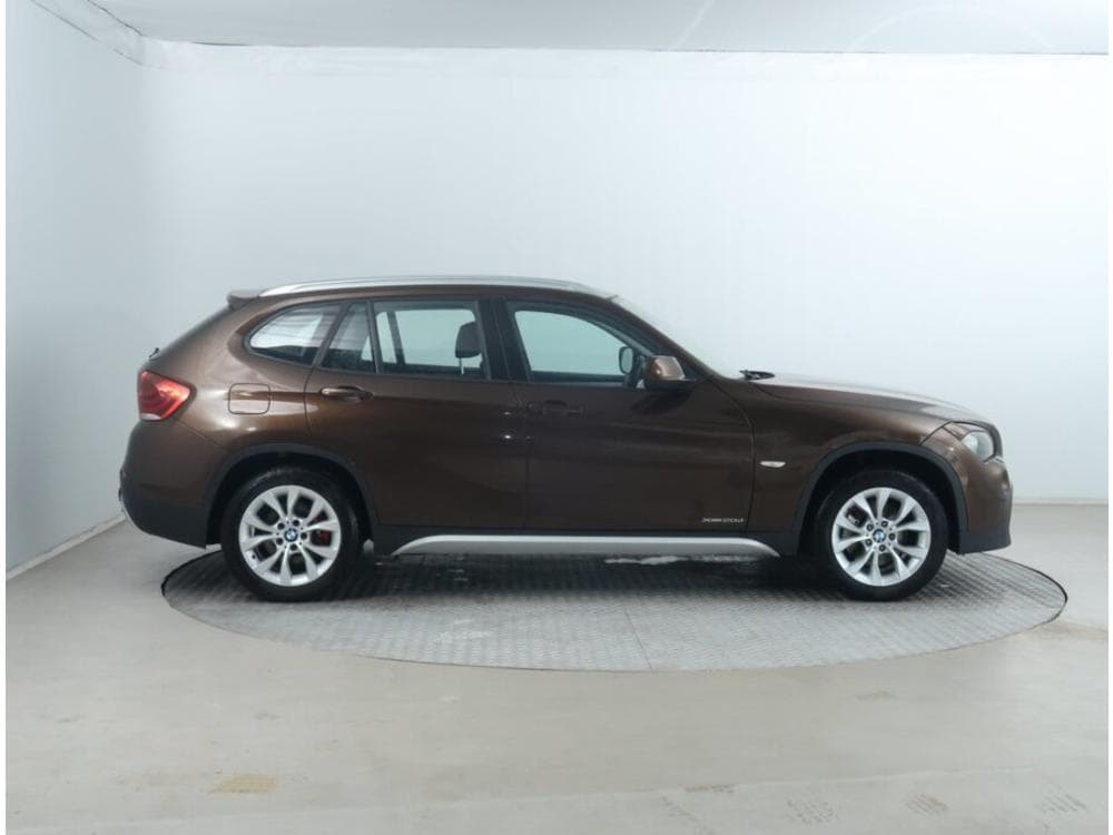 2009 BMW X1 - 6