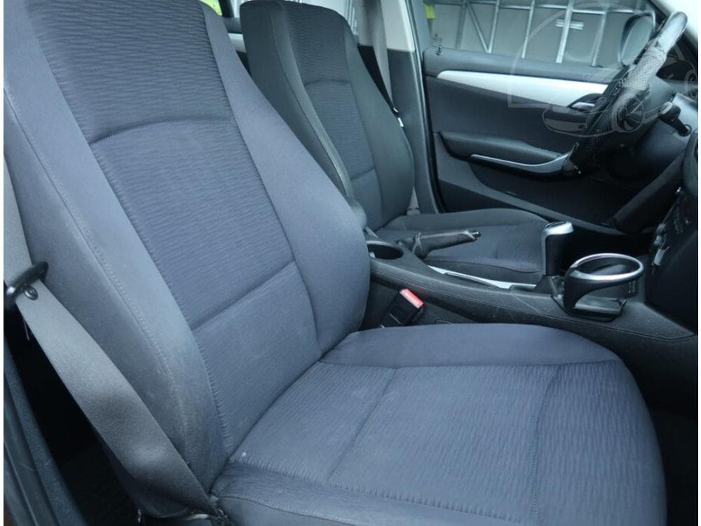 2009 BMW X1 - 9