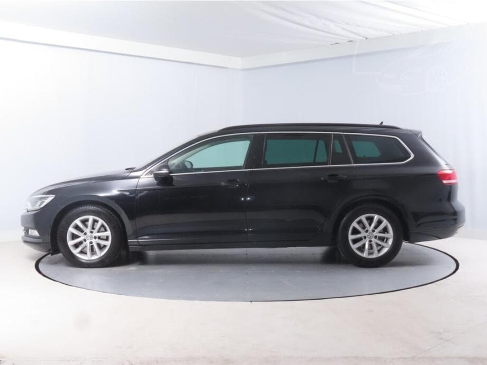 2015 Volkswagen PASSAT - 3
