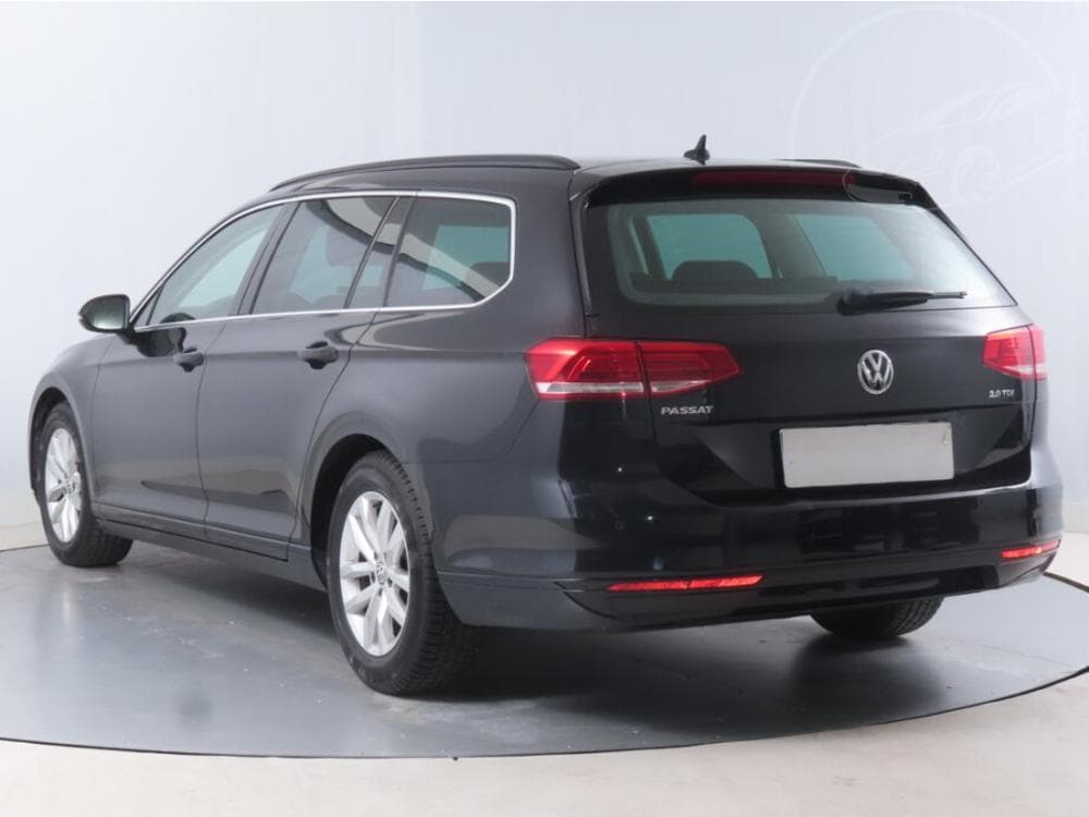 2015 Volkswagen PASSAT - 4