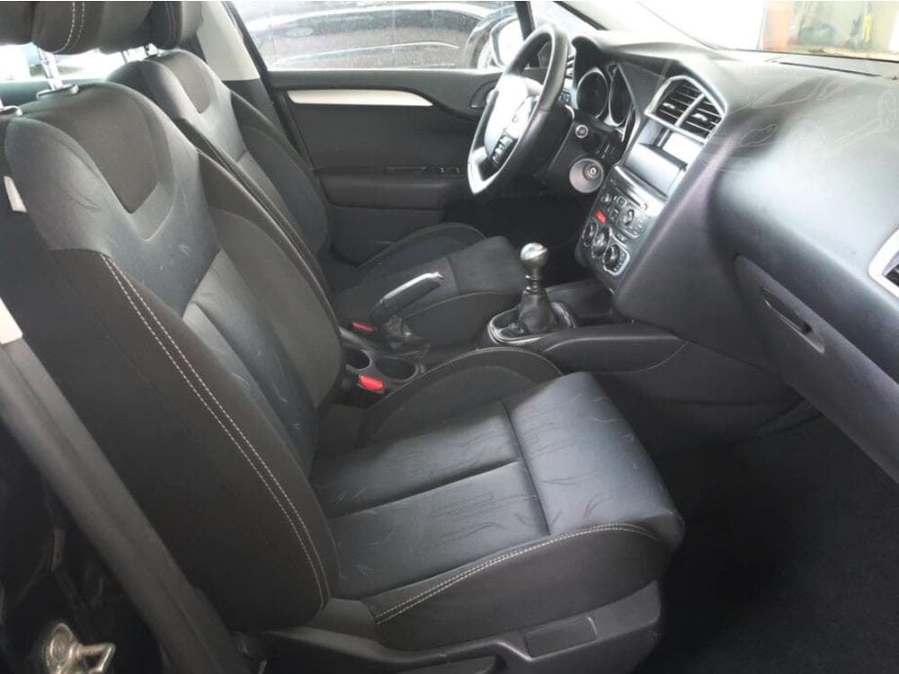 2011 Citroen C4 - 9