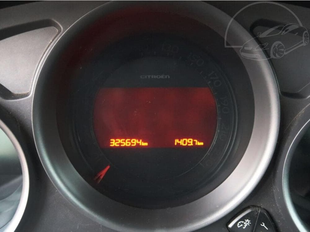2011 Citroen C4 - 11