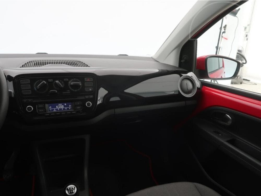2013 Volkswagen UP! - 15