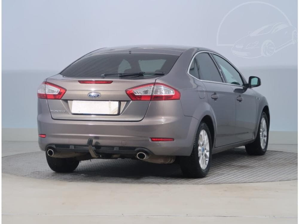 2011 Ford MONDEO - 5