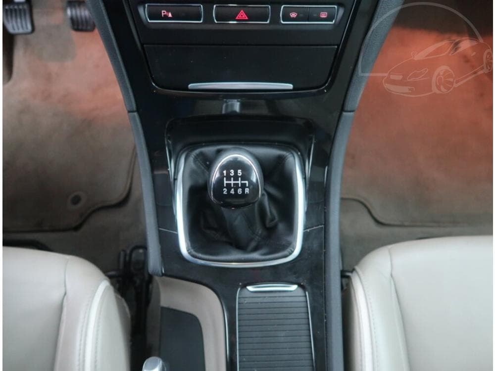 2011 Ford MONDEO - 13