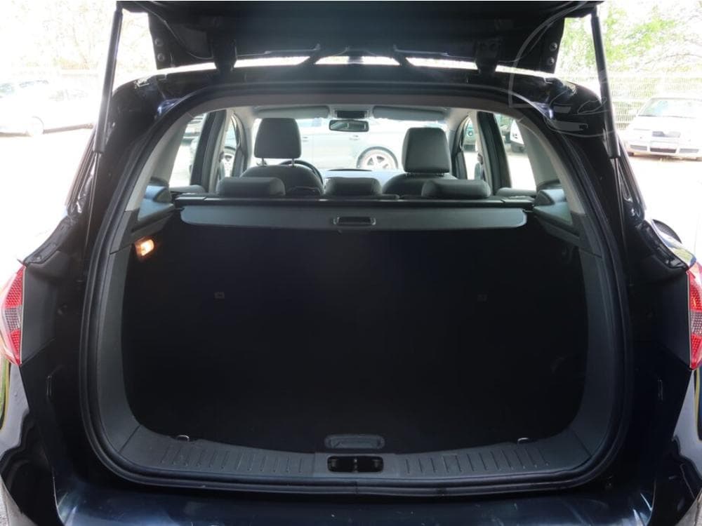 2012 Ford KUGA - 27
