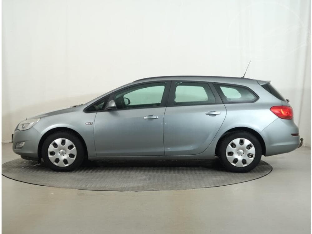 2011 Opel ASTRA - 3