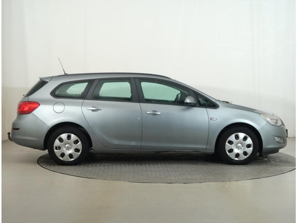 2011 Opel ASTRA - 6