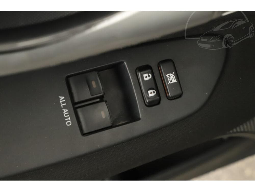 2011 Toyota AURIS - 29