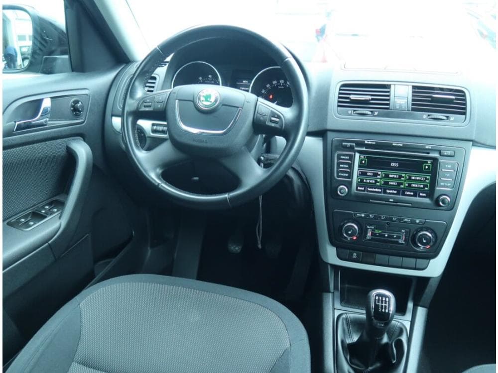 2012 Škoda YETI - 13