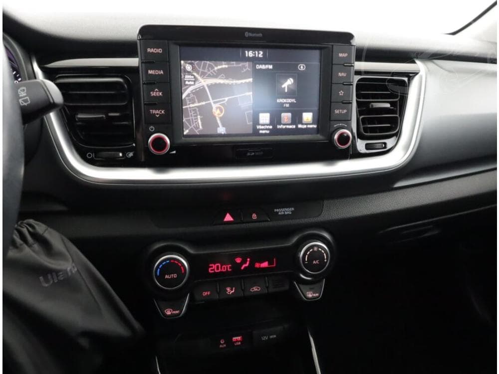 2020 Kia STONIC - 10