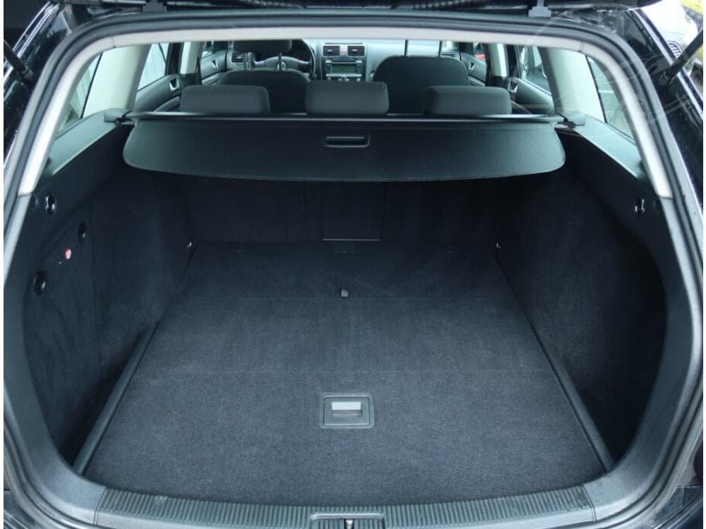 2008 Volkswagen GOLF - 13