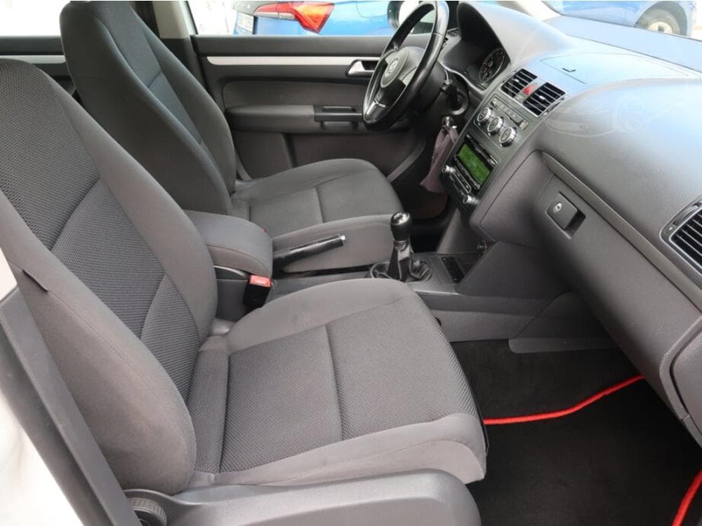 2015 Volkswagen TOURAN - 17