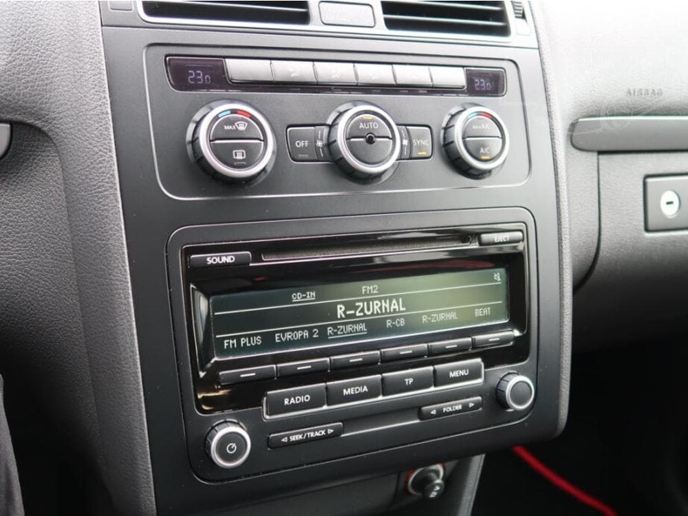 2015 Volkswagen TOURAN - 23