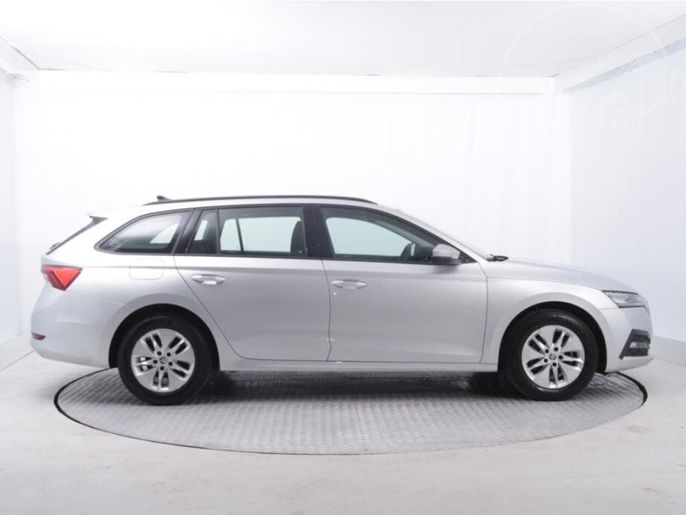 2021 Škoda OCTAVIA - 6