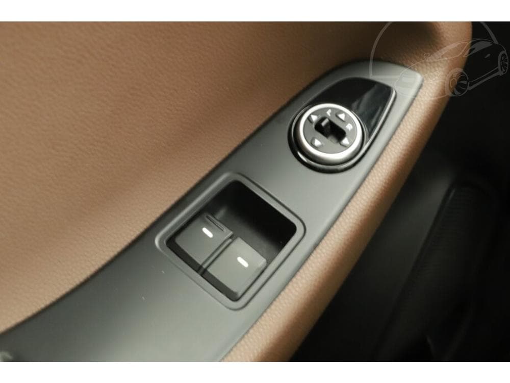 2016 Hyundai i20 - 21