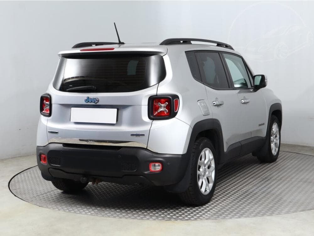 2014 Jeep RENEGADE - 9
