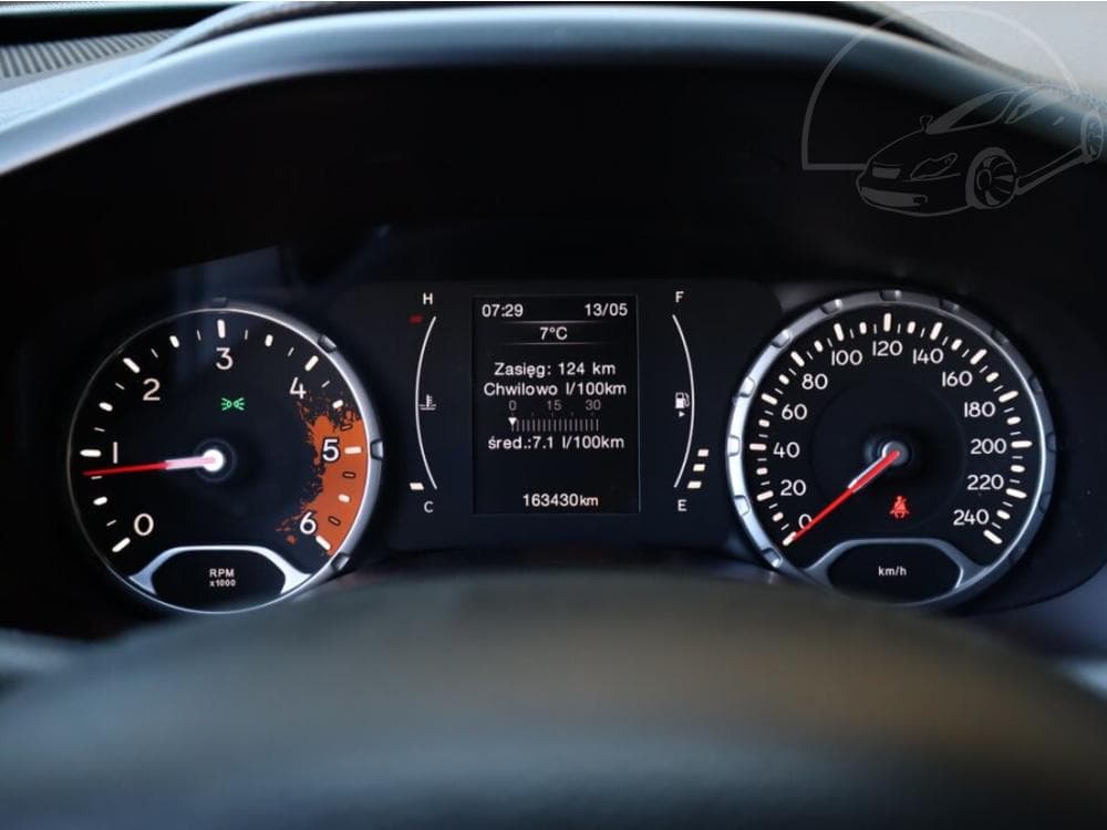 2014 Jeep RENEGADE - 17