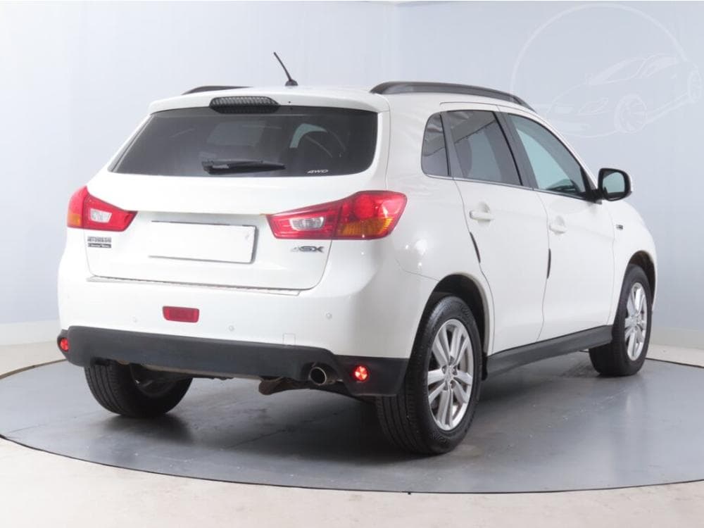 2014 Mitsubishi ASX - 5