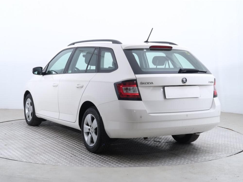 2016 Škoda FABIA - 7