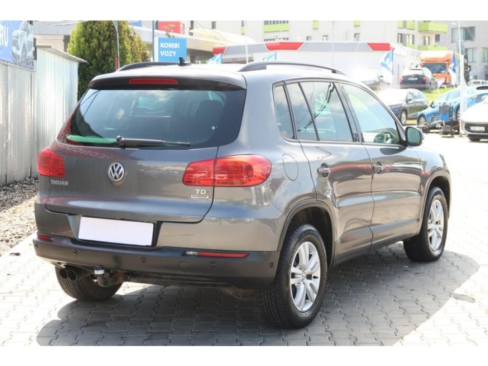 2013 Volkswagen TIGUAN - 9
