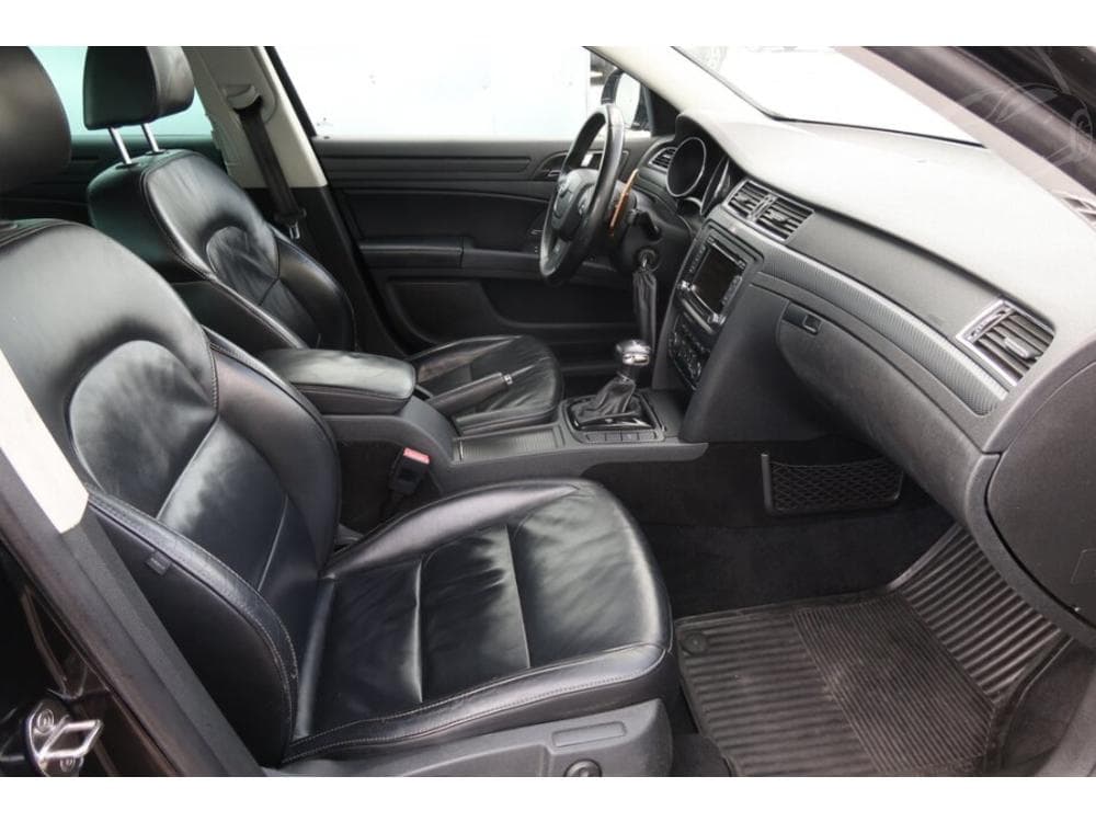 2010 Škoda SUPERB - 9