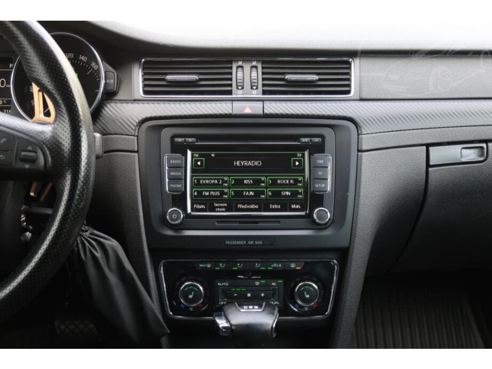2010 Škoda SUPERB - 12