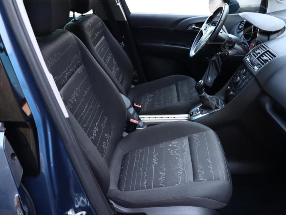 2017 Opel MERIVA - 13