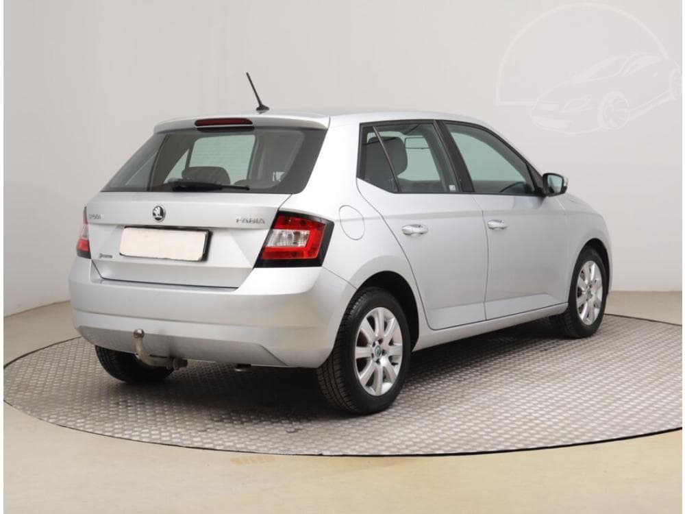 2015 Škoda FABIA - 9