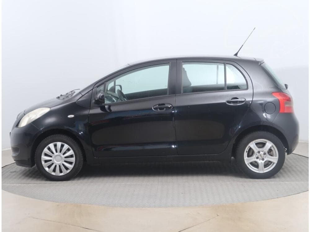 2008 Toyota YARIS - 3