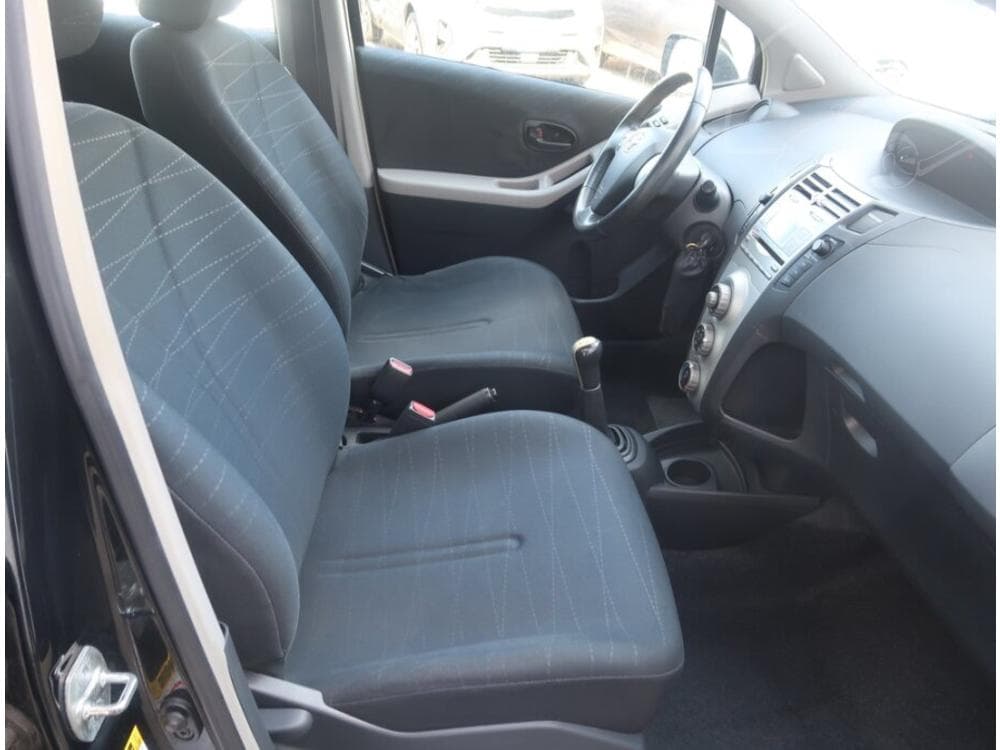 2008 Toyota YARIS - 9