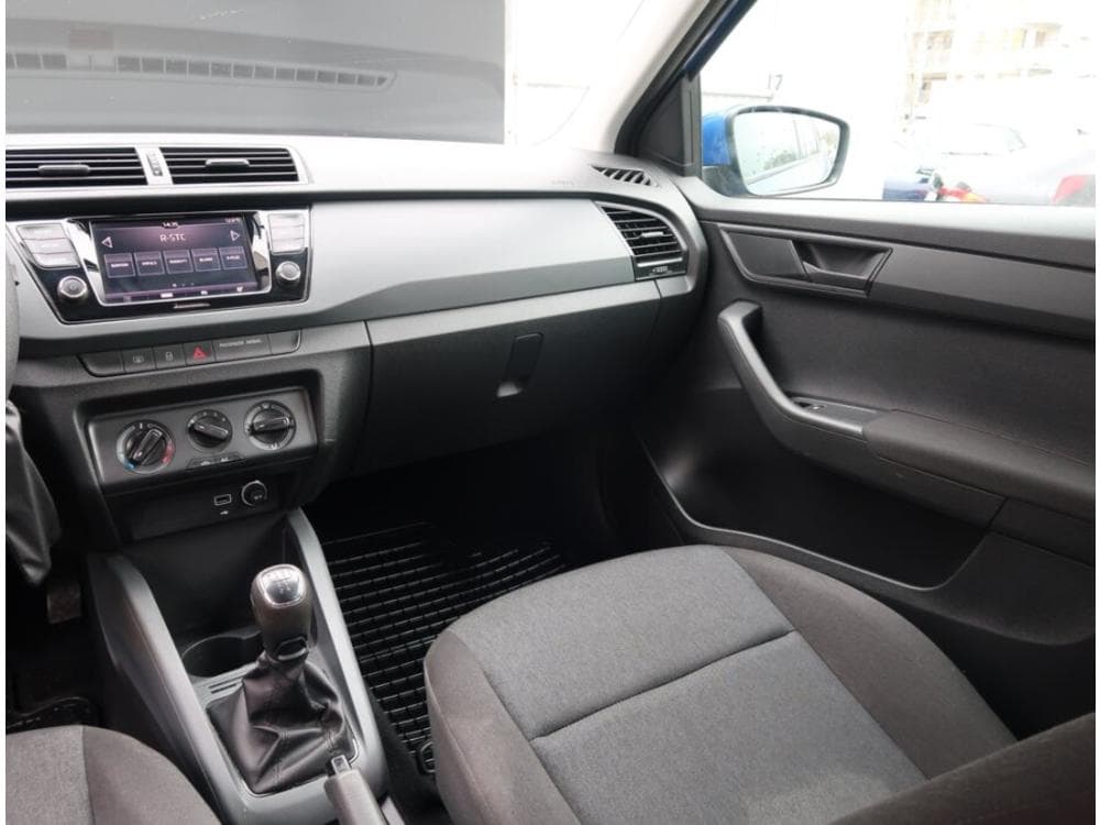 2019 Škoda FABIA - 15