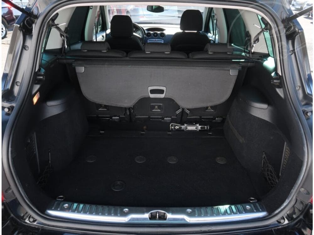 2008 Peugeot 308 - 13