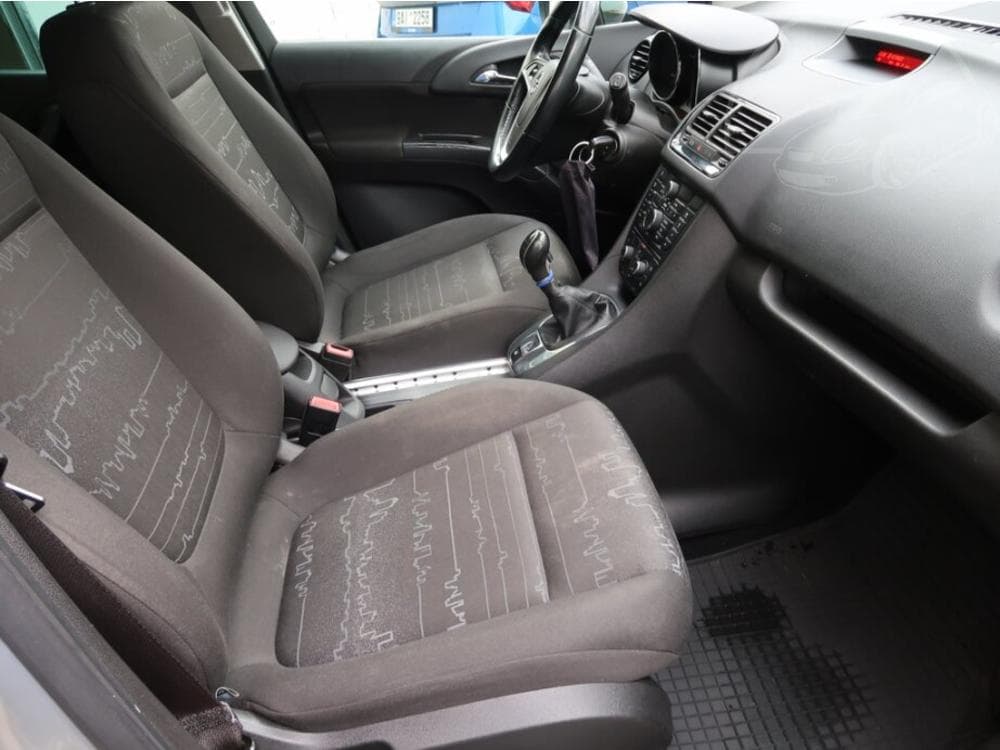 2012 Opel MERIVA - 9