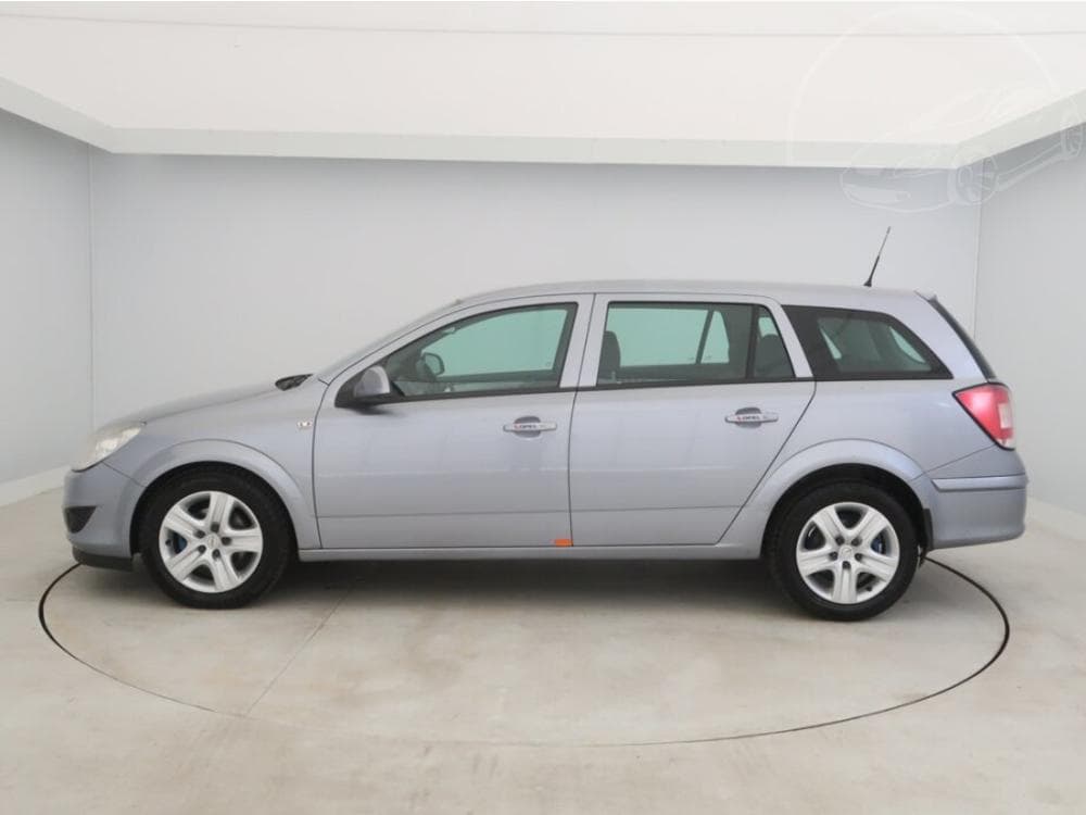 2010 Opel ASTRA - 3
