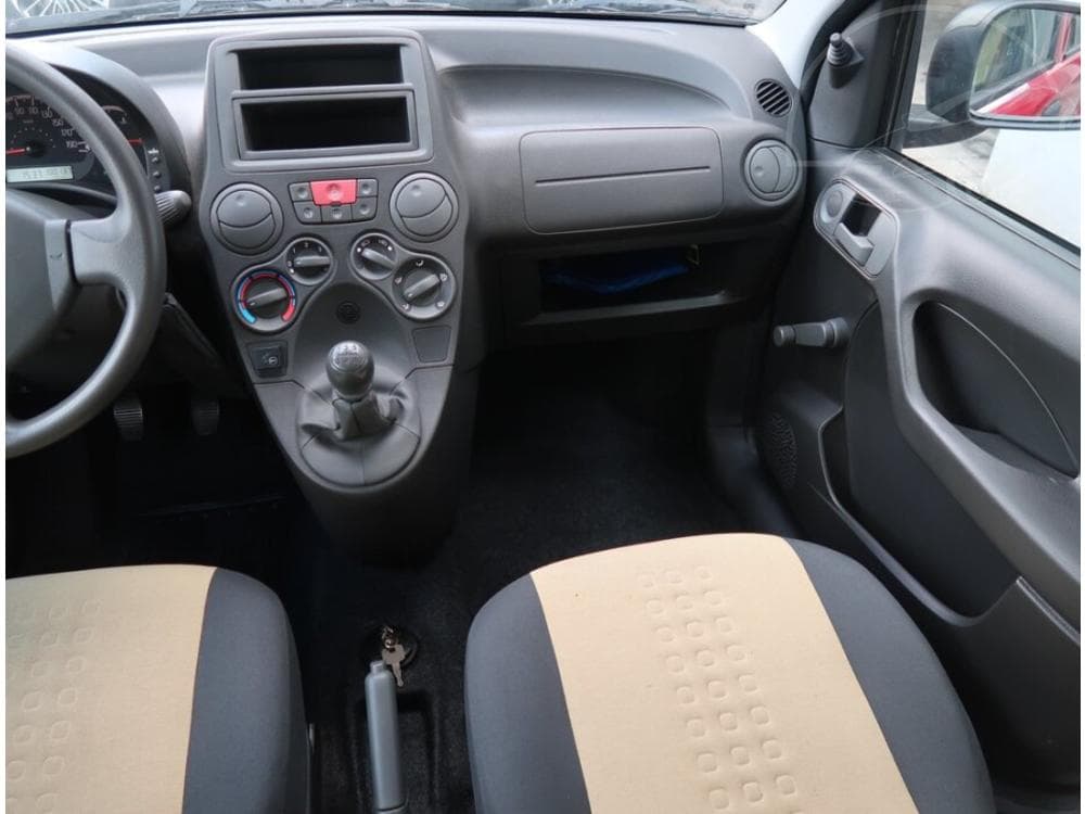 2011 Fiat PANDA - 8