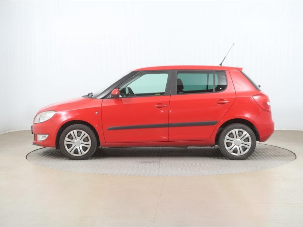 2010 Škoda FABIA - 3