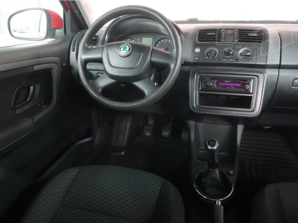 2010 Škoda FABIA - 7