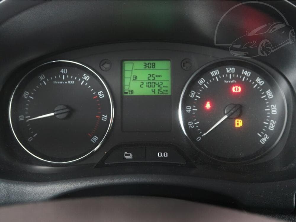 2010 Škoda FABIA - 10