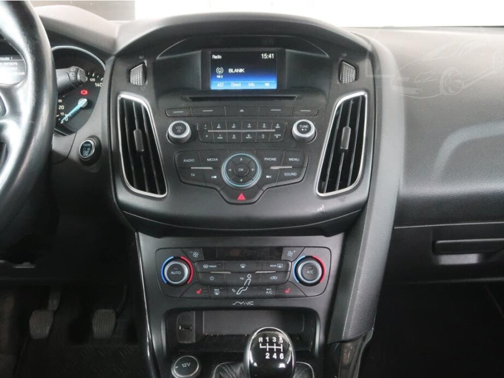 2015 Ford FOCUS - 21