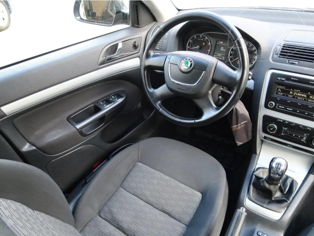 2010 Škoda OCTAVIA - 13